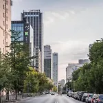 Urban Apartments - Luxury 2-Bedroom, Mennica Residence&144 Διαμέρισμα Βαρσοβία