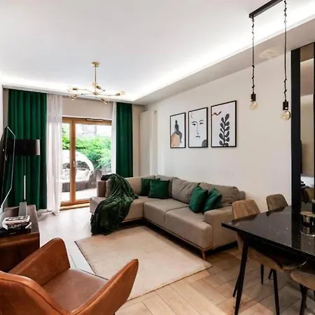 Urban - Luxury 2-bedroom, Mennica Residence&144 Varsóvia