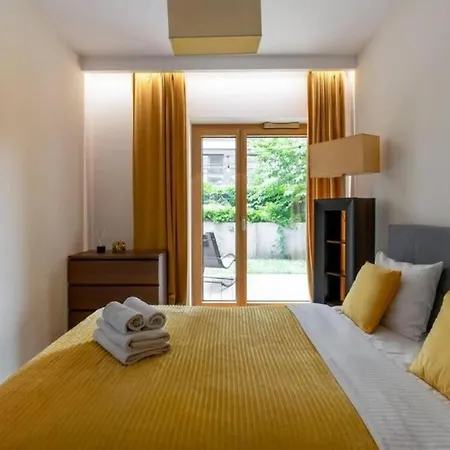 Urban - Luxury 2-bedroom, Mennica Residence&144 Apartamento *