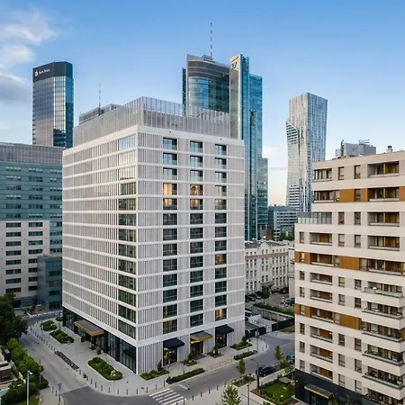 דירה Urban - Luxury 2-bedroom, Mennica Residence&144 ורשה