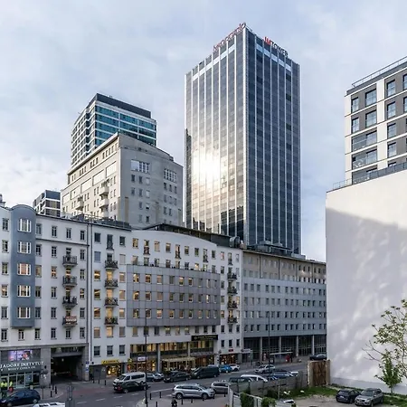 Urban - Luxury 2-bedroom, Mennica Residence&144 דירה *