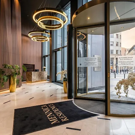 Urban - Luxury 2-bedroom, Mennica Residence&144 ורשה