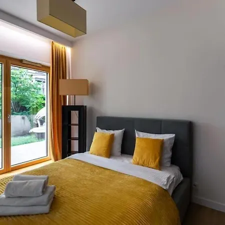 Urban - Luxury 2-bedroom, Mennica Residence&144 شقة *