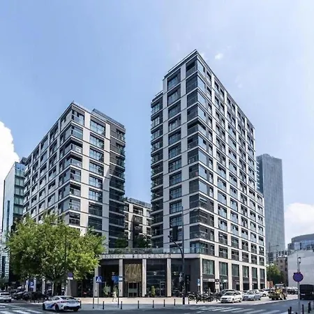 Urban - Luxury 2-bedroom, Mennica Residence&144 وارسو